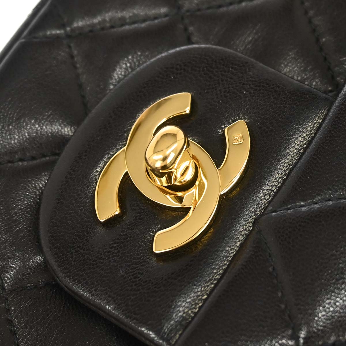 Chanel 1991-1994 Black Lambskin Medium Classic Double Flap Shoulder Bag