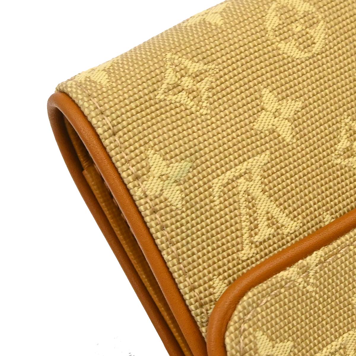Louis Vuitton Beige Porte Tresor International Wallet M92444