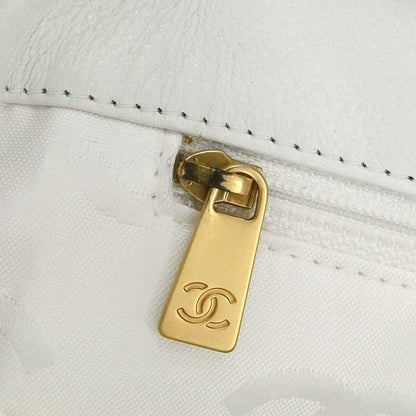 Chanel 2003-2004 White Calfskin Vivian Wild Stitch Tote Handbag