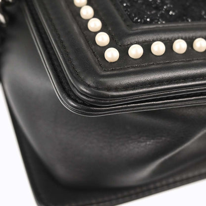 Boy Chanel 2018-2019 Black Tweed Calfskin Costume Pearl Medium Shoulder Bag