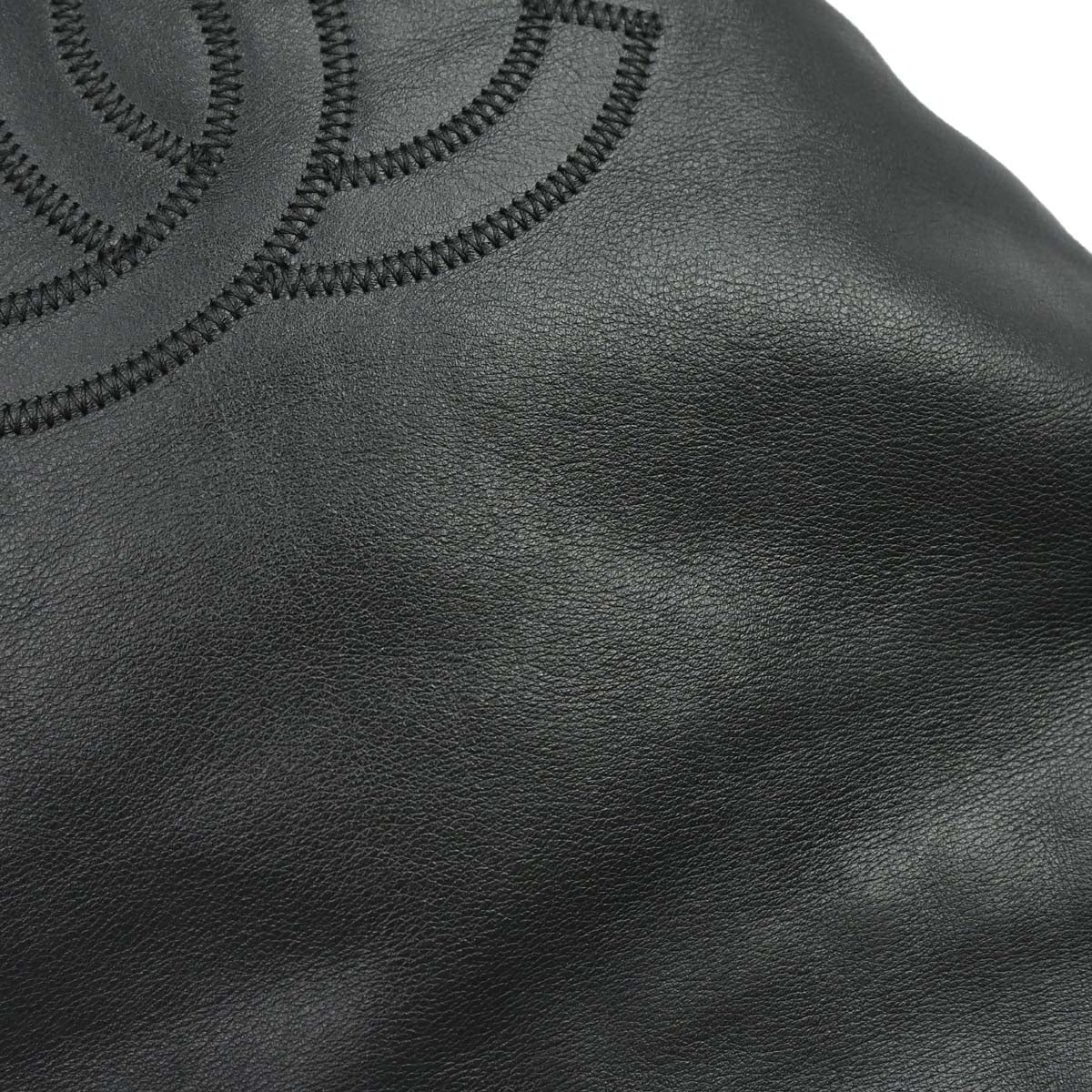 Chanel 2003-2004 Black Lambskin Tote Handbag