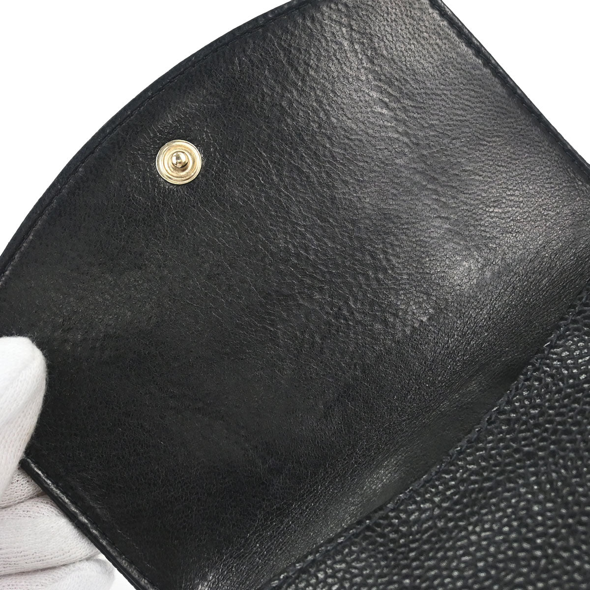 Chanel 2003-2004 Black Caviar Skin Bifold Wallet