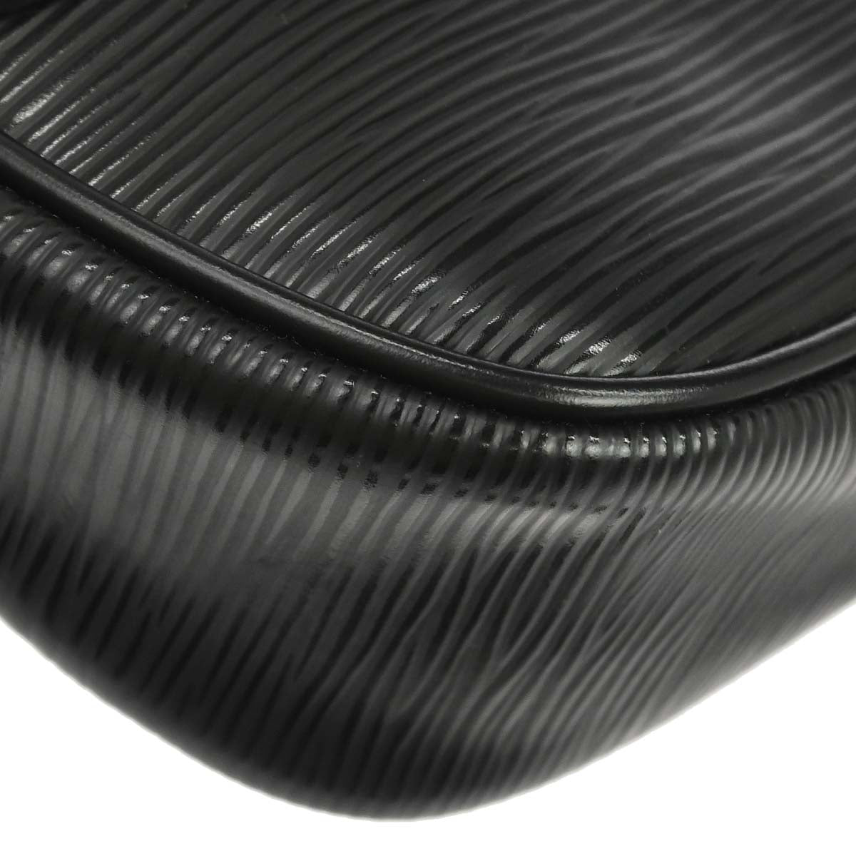Louis Vuitton 2007 Black Epi Pochette Montaigne Handbag M59292