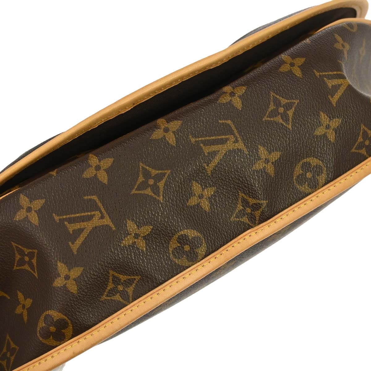 Louis Vuitton 2015 Monogram Menilmontant MM Shoulder Bag M40473