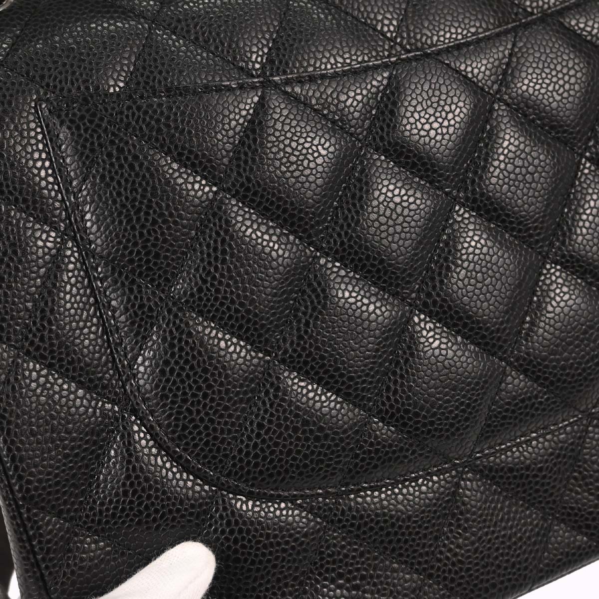 Chanel 2015-2016 Black Caviar Skin Jumbo Classic Double Flap Shoulder Bag