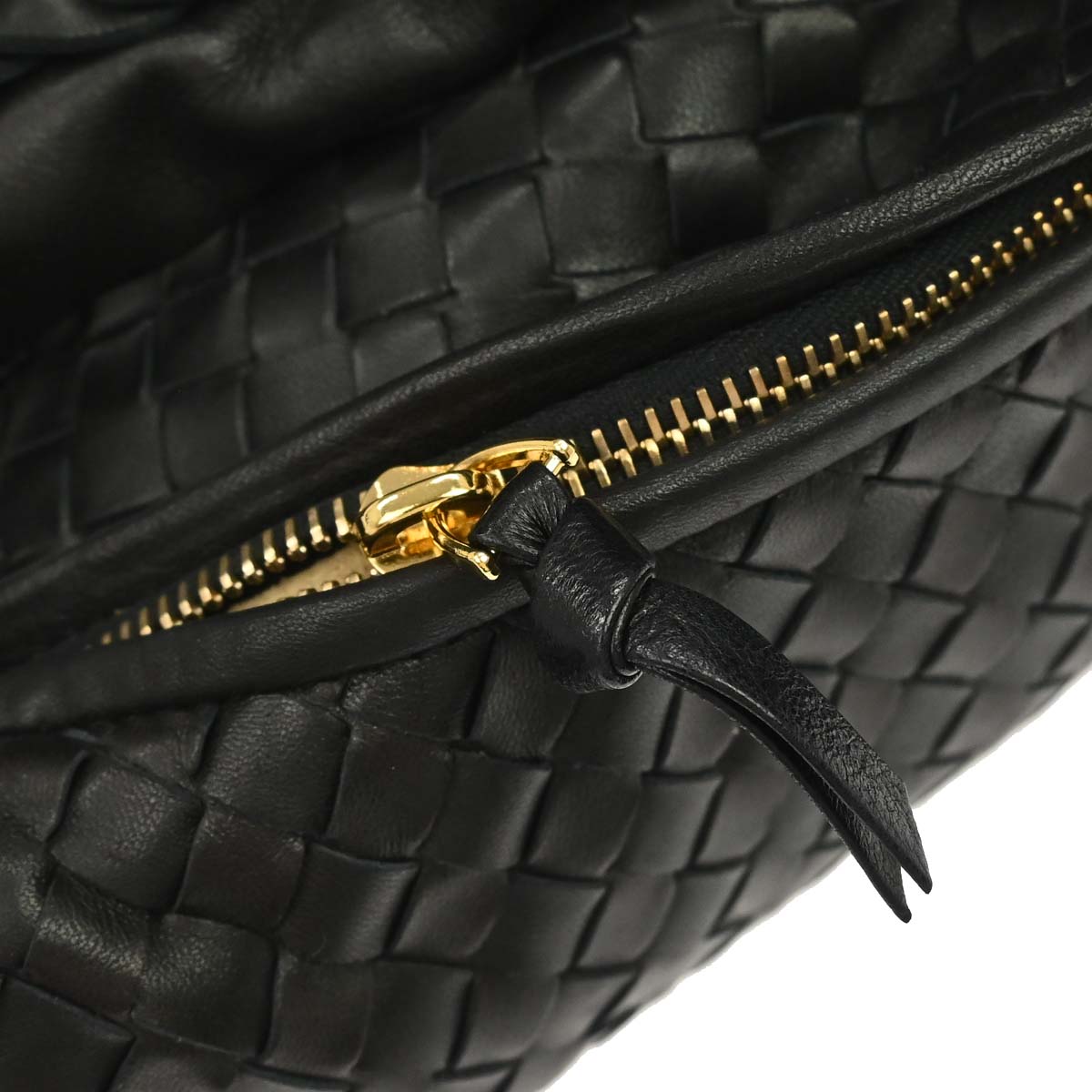 Bottega Veneta Black Lambskin Intrecciato Hobo Handbag