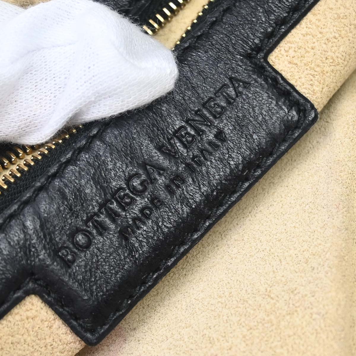 Bottega Veneta Black Lambskin Intrecciato Hobo Handbag