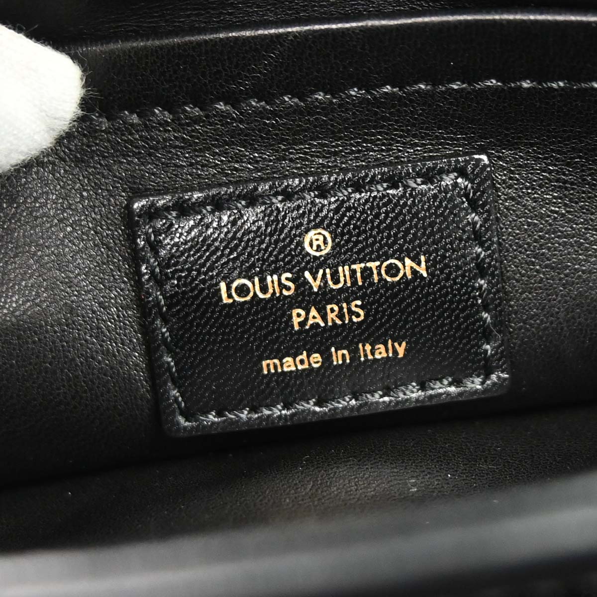 Louis Vuitton * 2006 Black Alligator Linda Limited Handbag