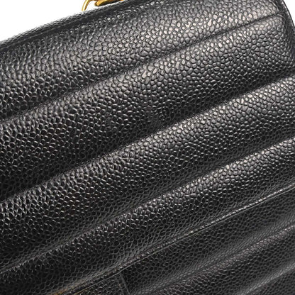 Chanel 1994-1996 Black Caviar Skin Horizontal Stitch Shoulder Bag