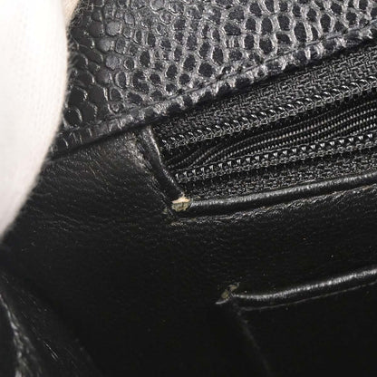 Chanel 1994-1996 Black Caviar Skin Horizontal Stitch Shoulder Bag
