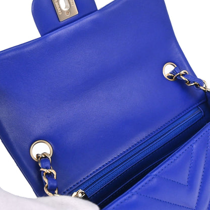 Chanel 2017-2018 Blue Lambskin Chevron Shoulder Bag