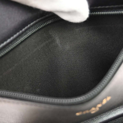Chanel 2018-2019 Navy Calfskin Velvet Paris-Hamburg Iridescent WOC Shoulder Bag