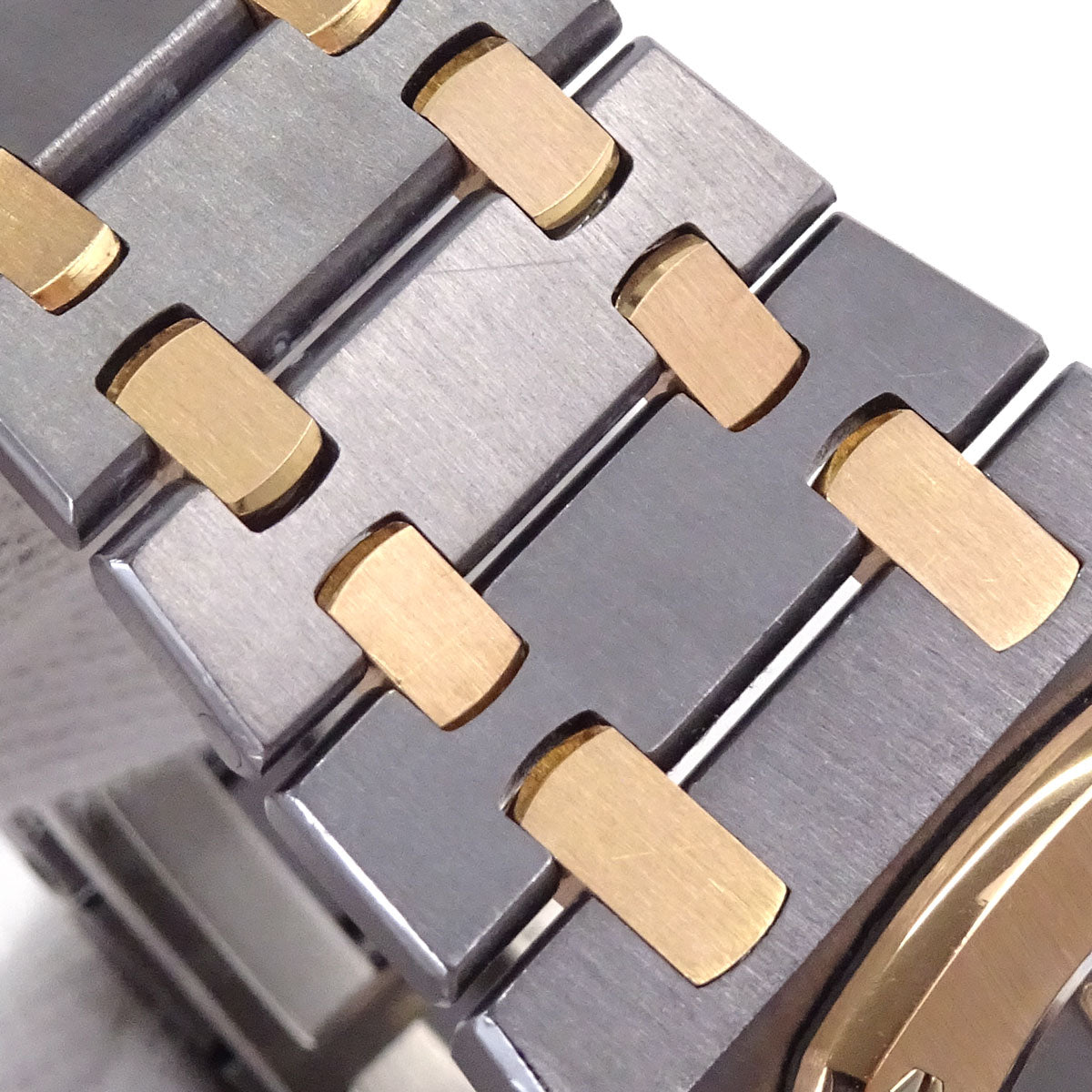 Audemars Piguet Royal Oak Tantale 33mm Ref.6175 Quartz Watch 18KPG