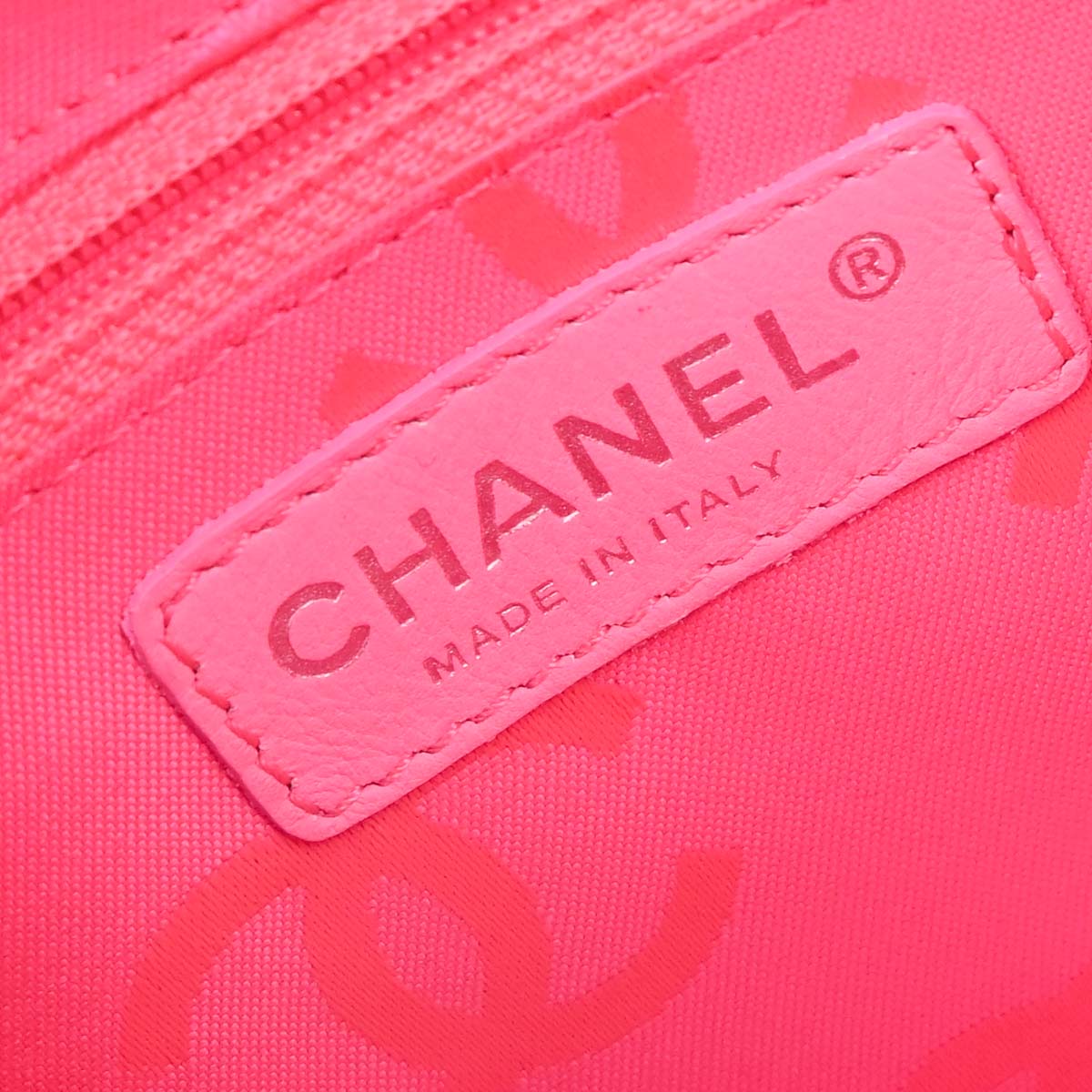 Chanel 2005-2006 Black Calfskin Cambon Ligne Handbag