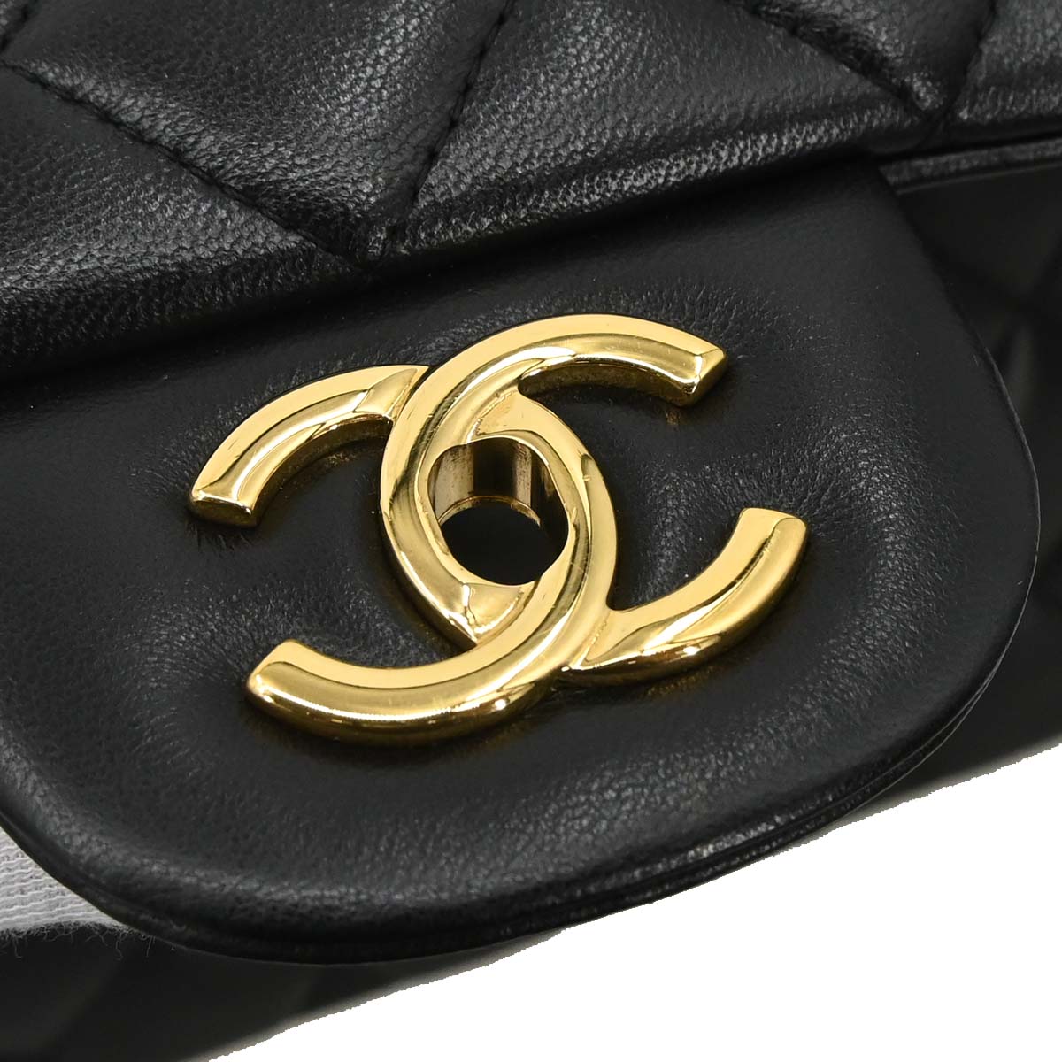 Chanel Black Lambskin Jumbo Classic Double Flap Shoulder Bag