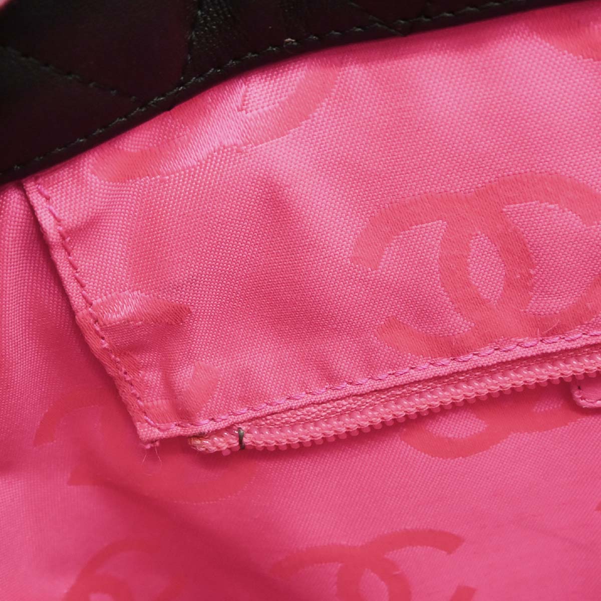 Chanel 2003-2004 Black Calfskin Cambon Ligne Tote Handbag