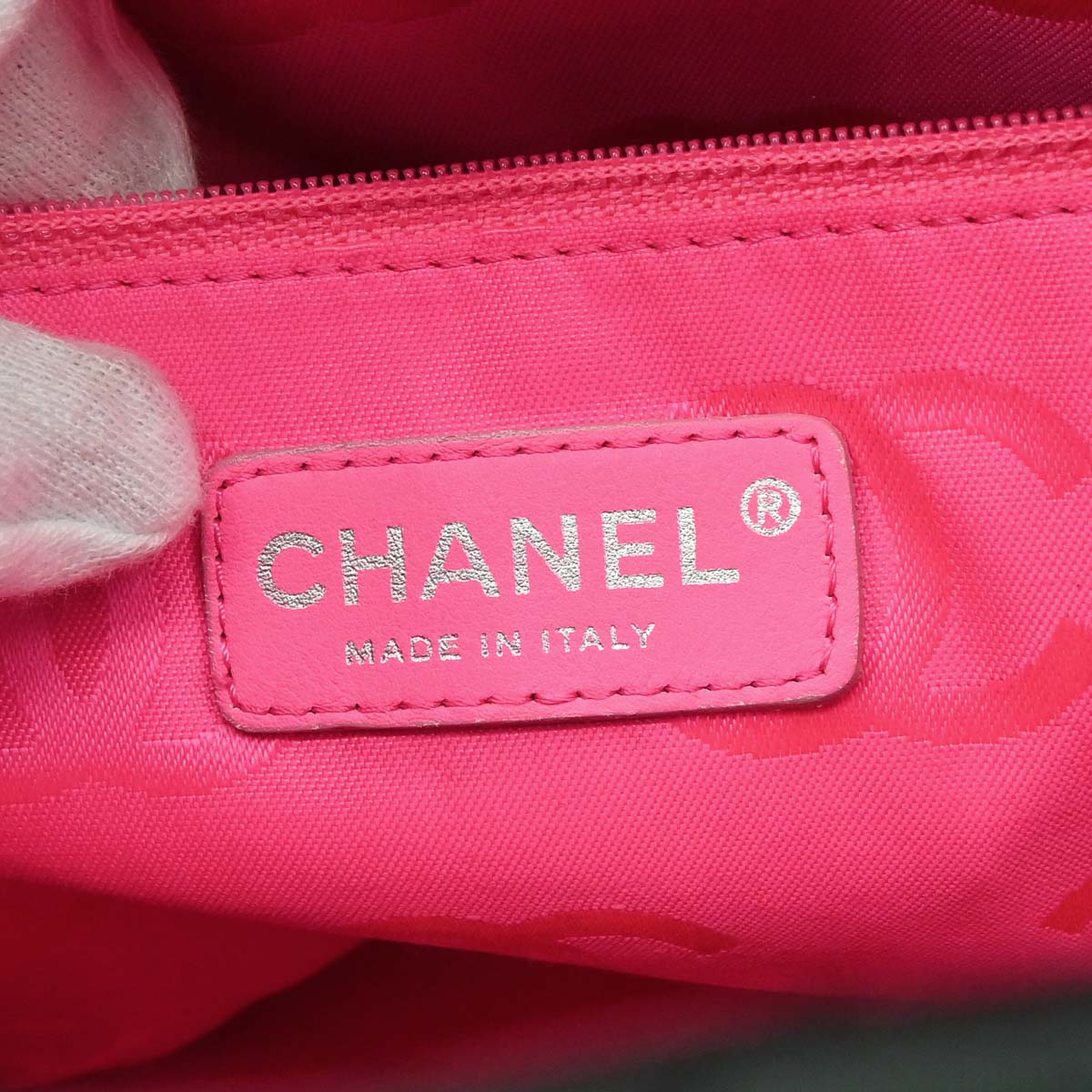 Chanel 2003-2004 Black Calfskin Cambon Ligne Tote Handbag