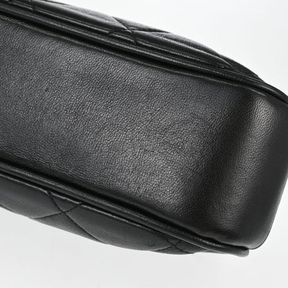 Chanel 1996-1997 Black Lambskin Kiss Lock Handbag