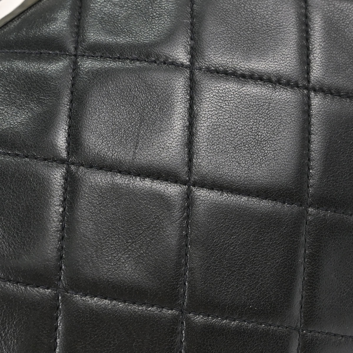Chanel 1996-1997 Black Lambskin Kiss Lock Handbag