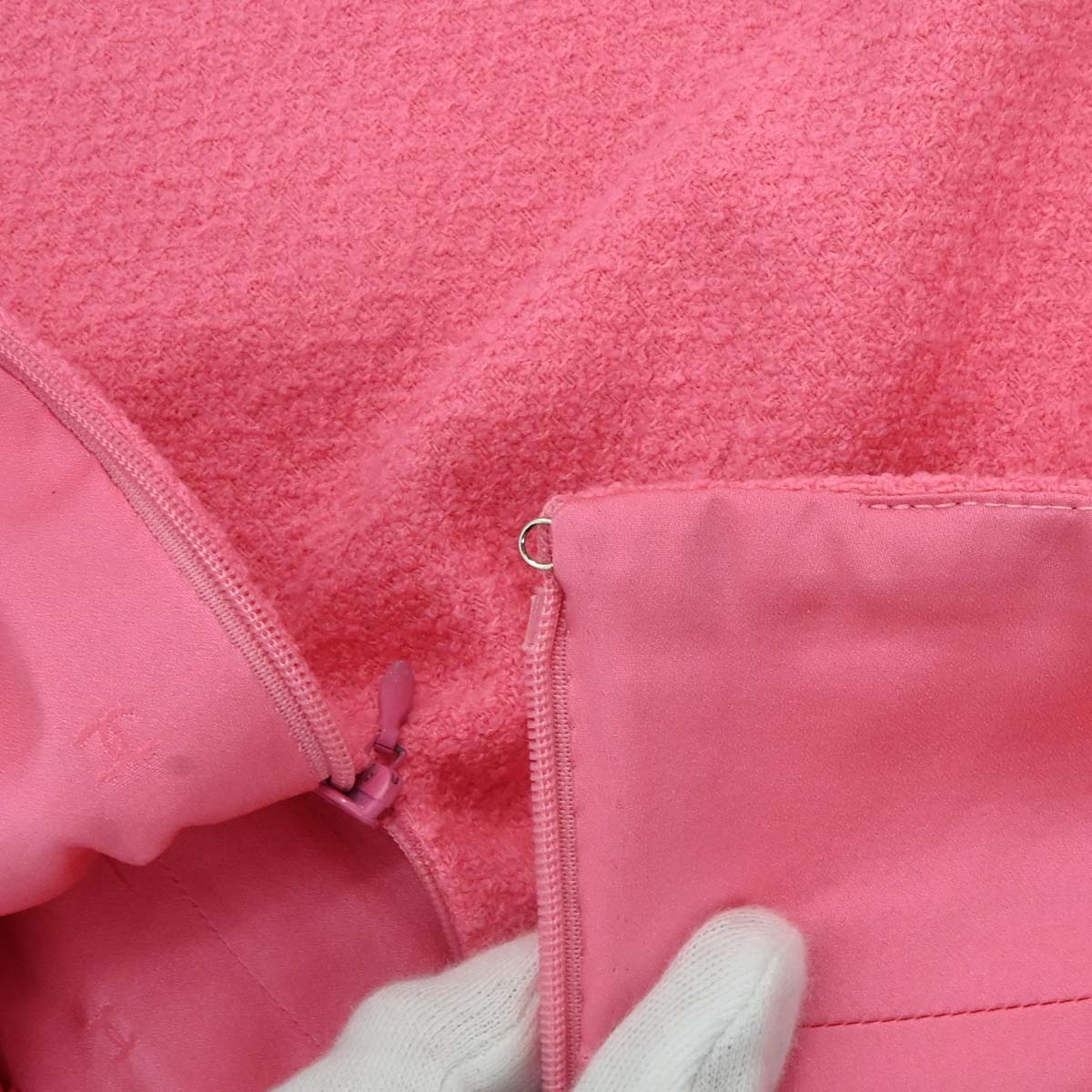 Chanel 1997 Tweed Setup Suit Jacket Skirt Pink #38