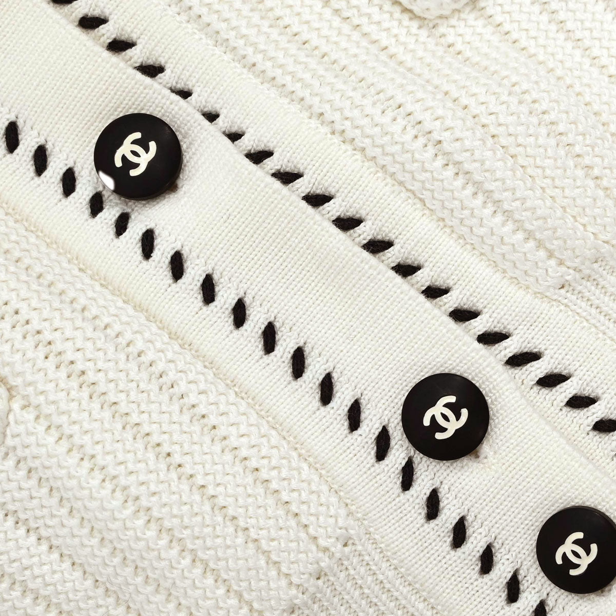 Chanel 1996 Short Sleeve Top White #38