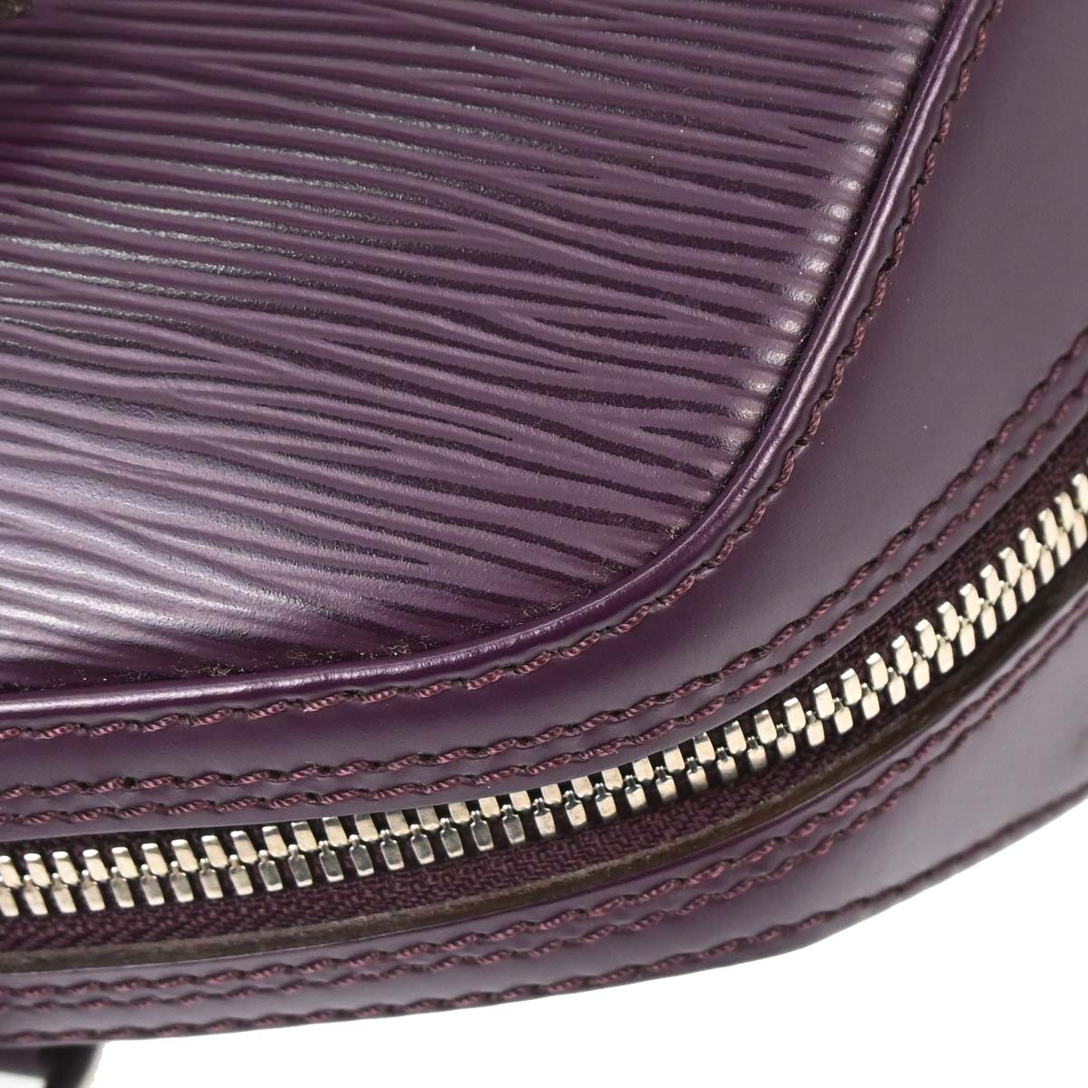 Louis Vuitton Purple Epi Jasmin Handbag M5285K