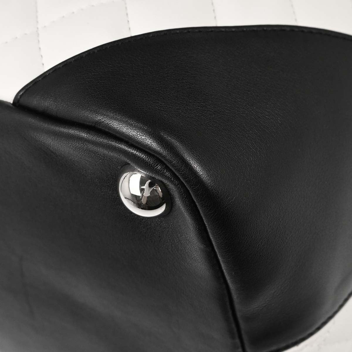 Chanel 2005-2006 White Calfskin Cambon Ligne Tote Handbag