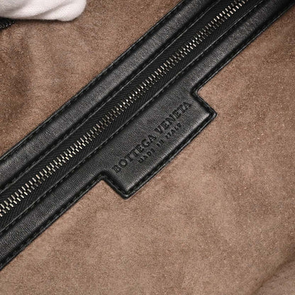Bottega Veneta Black Lambskin Intrecciato Hobo Handbag