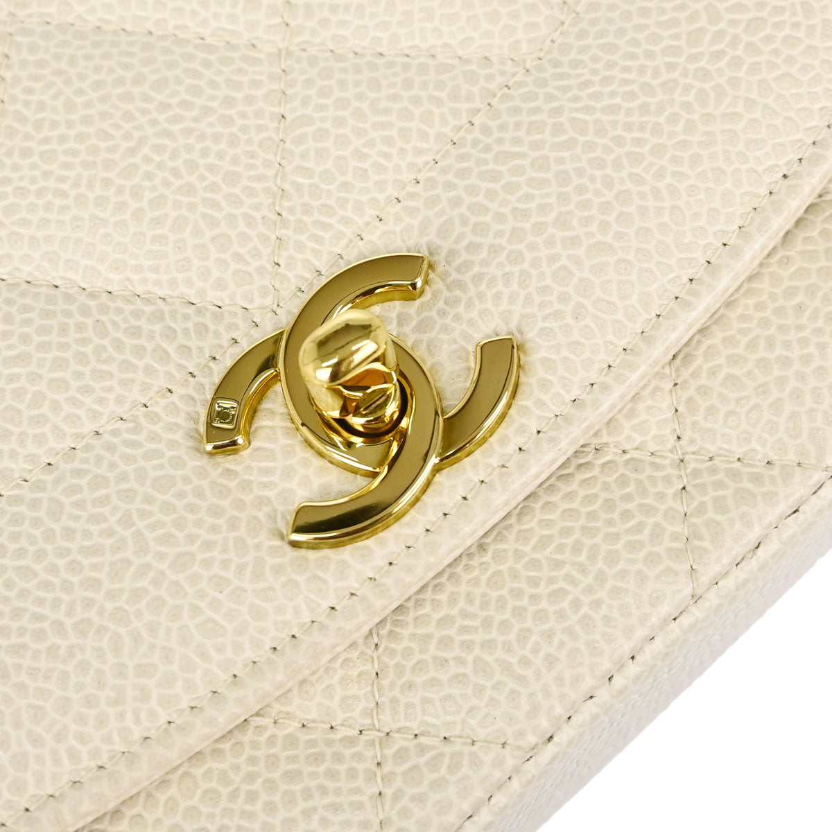 Chanel 1994-1996 Ivory Caviar Skin Medium Diana Shoulder Bag