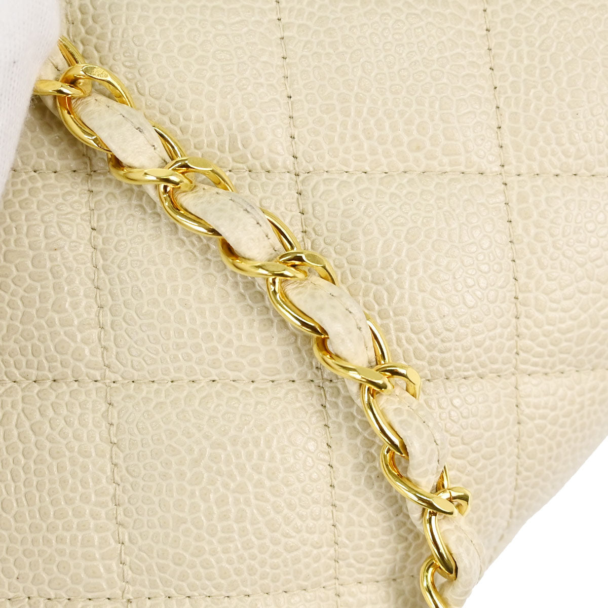 Chanel 1994-1996 Ivory Caviar Skin Medium Diana Shoulder Bag