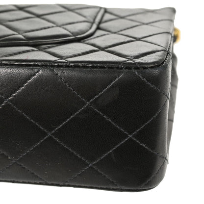 Chanel 1997-1999 Black Lambskin Medium Classic Double Flap Shoulder Bag