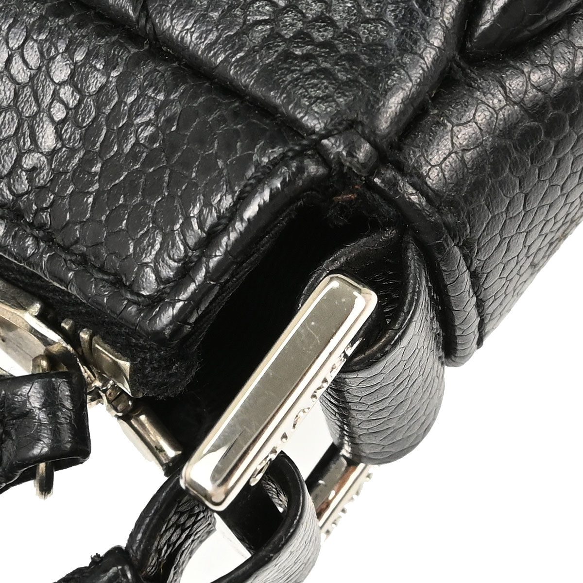Chanel 2005-2006 Black Caviar Skin Shoulder Bag