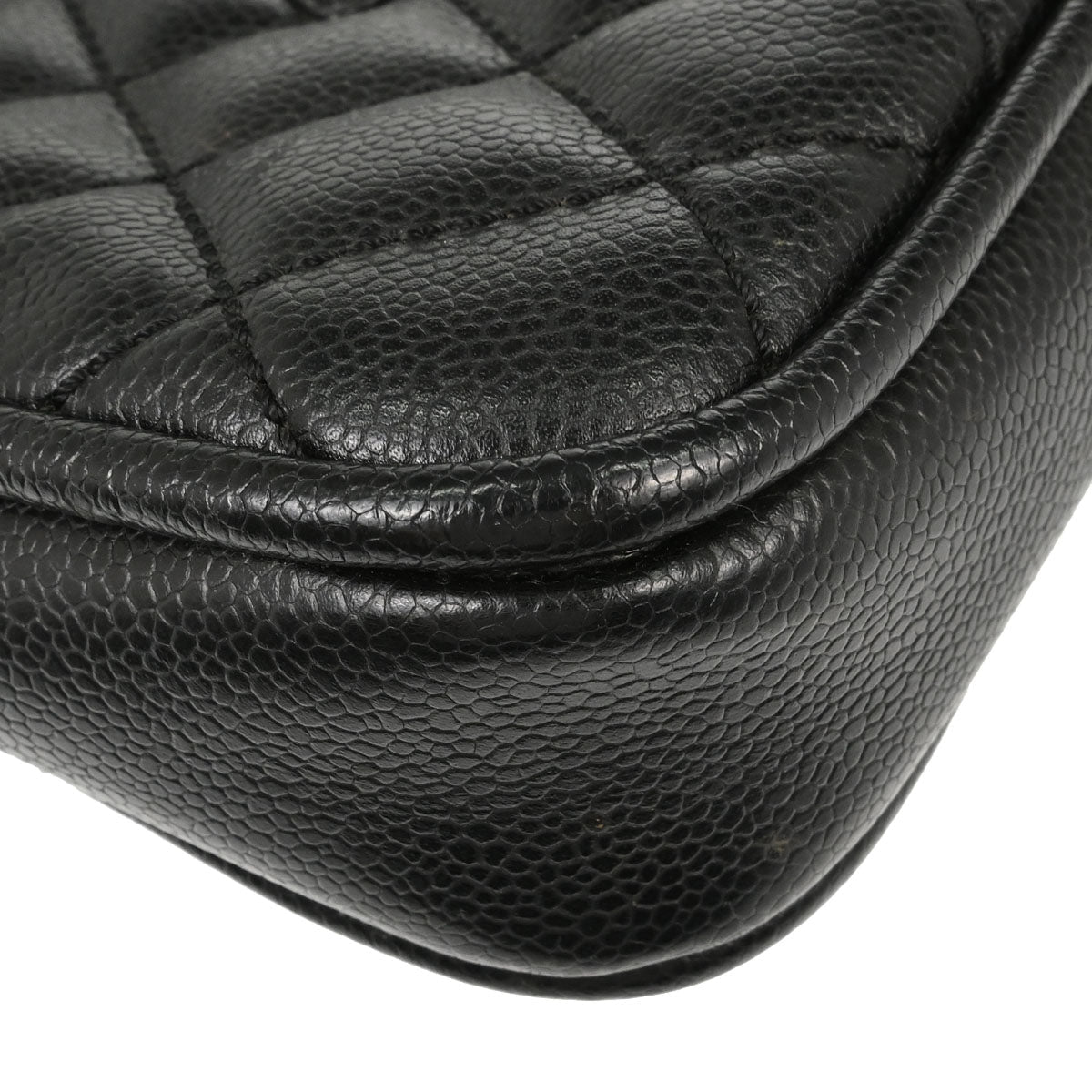 Chanel 2005-2006 Black Caviar Skin Shoulder Bag