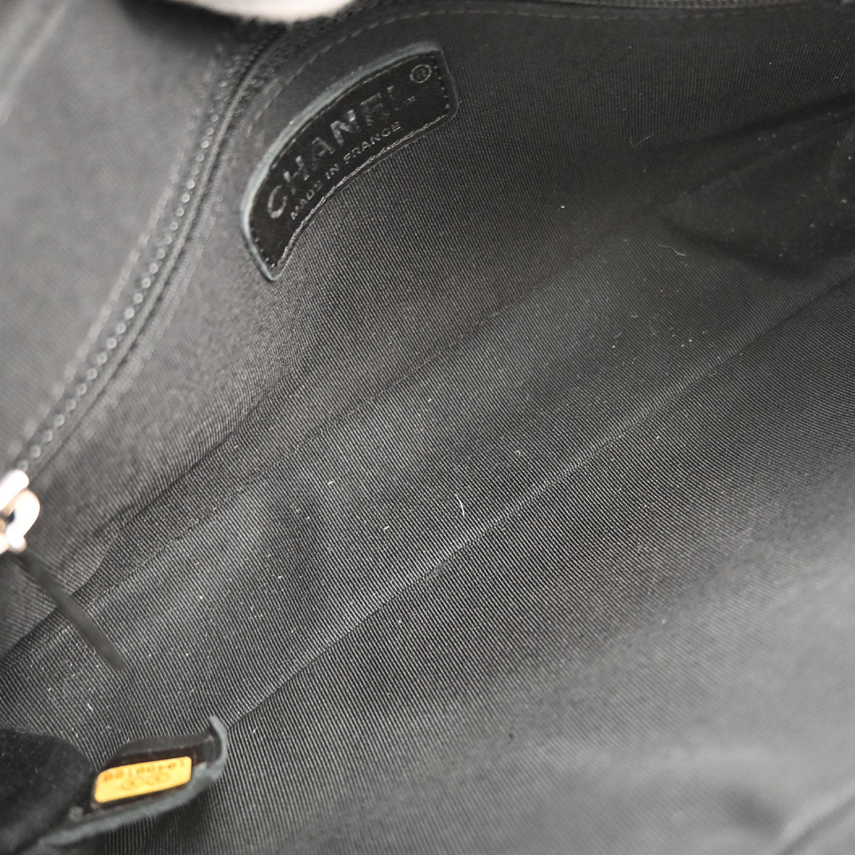 Chanel 2005-2006 Black Caviar Skin Shoulder Bag