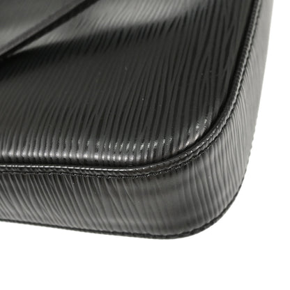 Louis Vuitton Black Epi Pochette Accessoires NM Handbag M40632