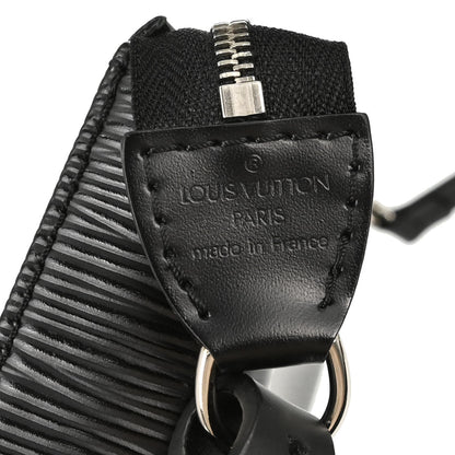 Louis Vuitton Black Epi Pochette Accessoires NM Handbag M40632