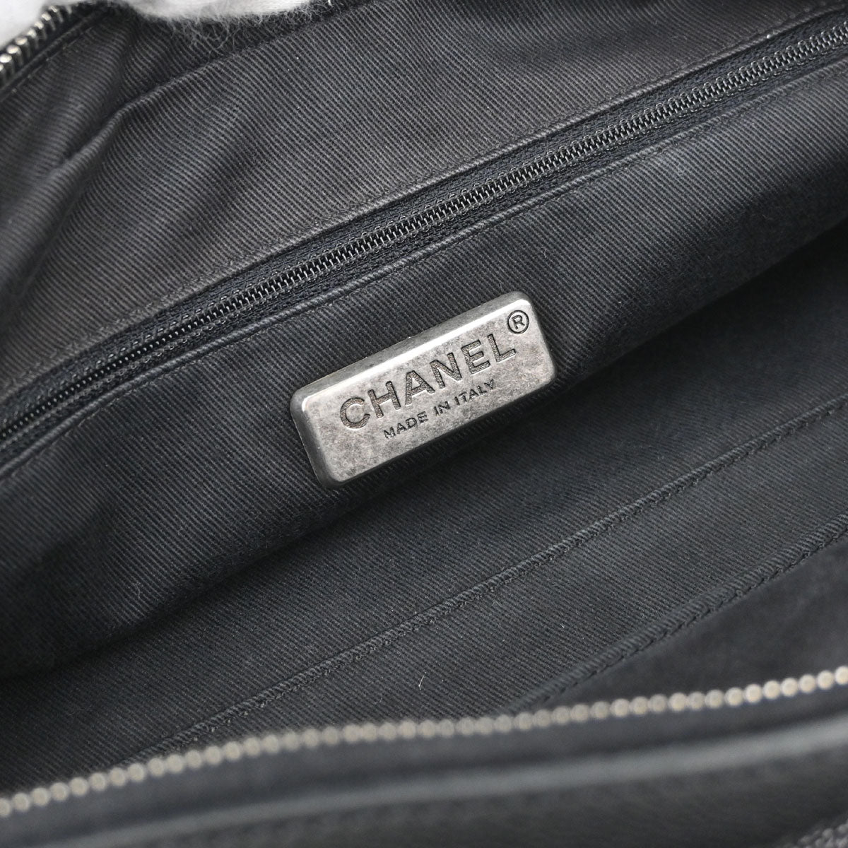 Chanel Black Caviar Skin Outdoor Ligne Dctor Bag