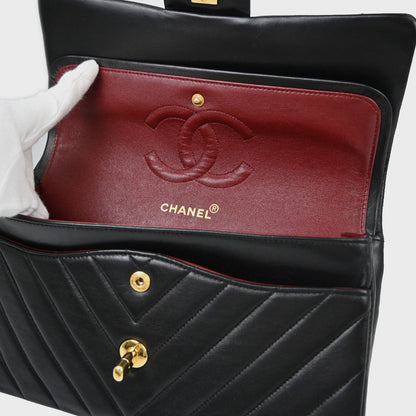 Chanel Black Lambskin Chevron Medium Classic Double Flap Shoulder Bag
