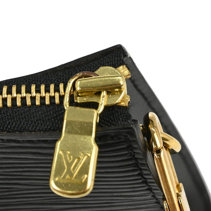 Louis Vuitton Black Epi Pochette Accessoires 24 Handbag M52952
