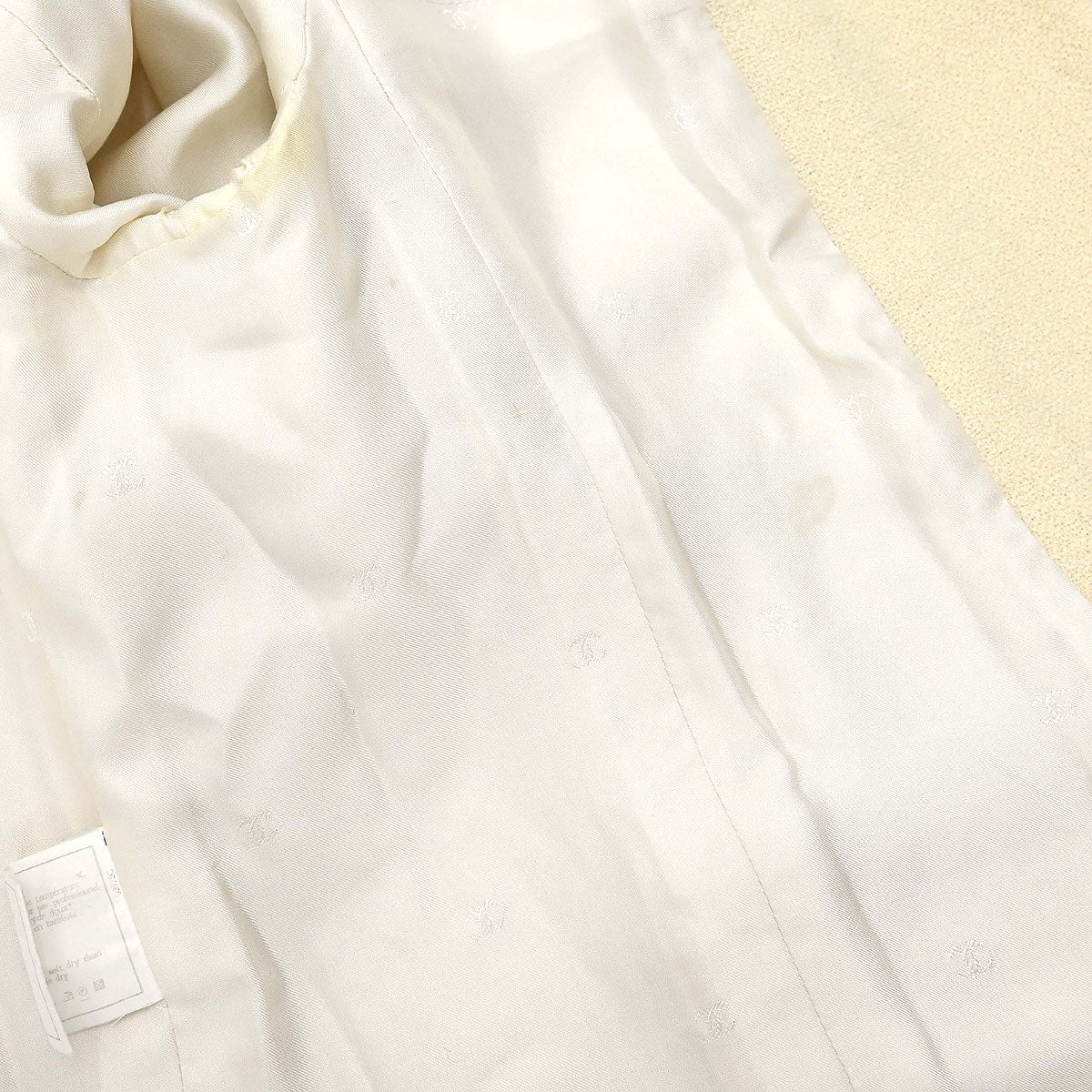 Chanel 1996 Single Breasted Jacket Ivory #42