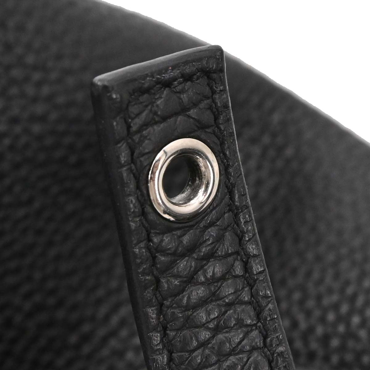 Hermes Black Taurillon Clemence Picotin Lock 22 MM Handbag