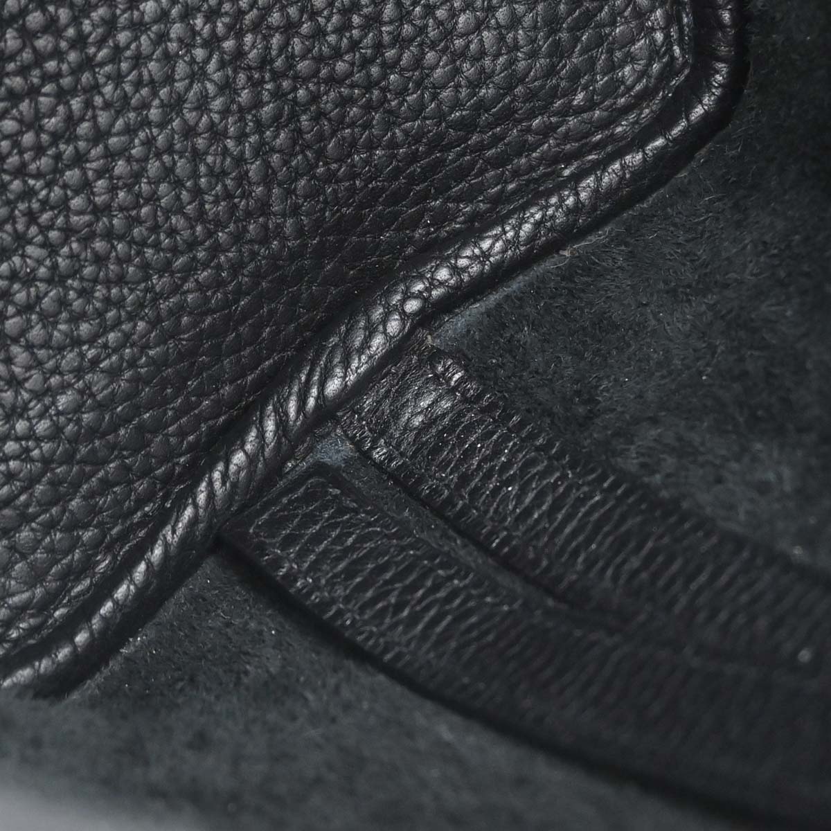 Hermes Black Taurillon Clemence Picotin 18 PM Handbag