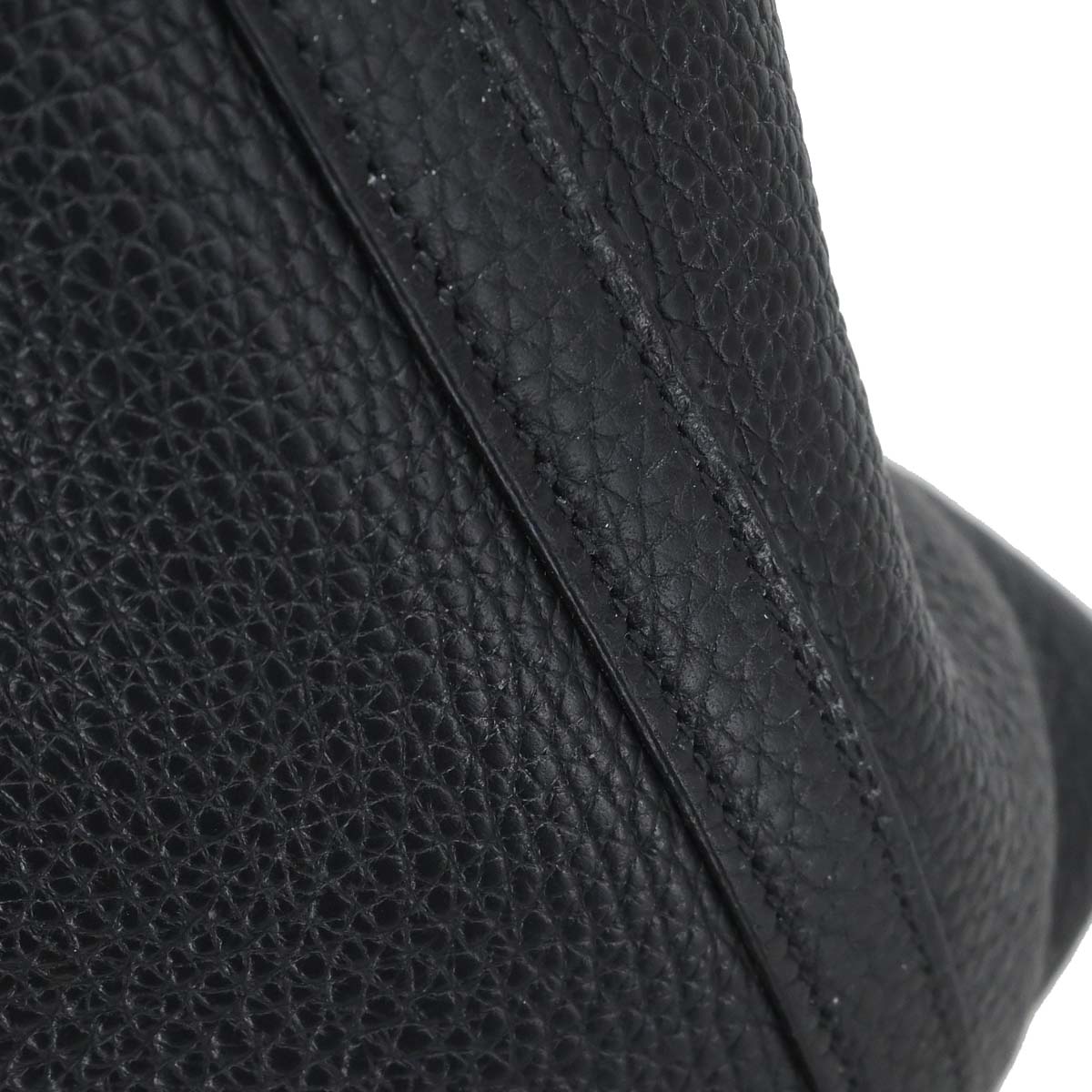 Hermes Black Taurillon Clemence Picotin 18 PM Handbag