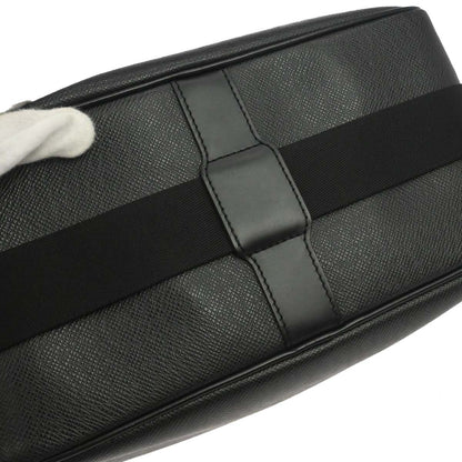 Louis Vuitton Black Taiga Reporter PM Shoulder Bag M30152