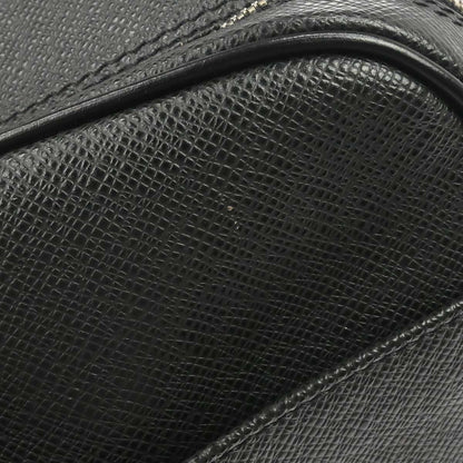 Louis Vuitton Black Taiga Reporter PM Shoulder Bag M30152