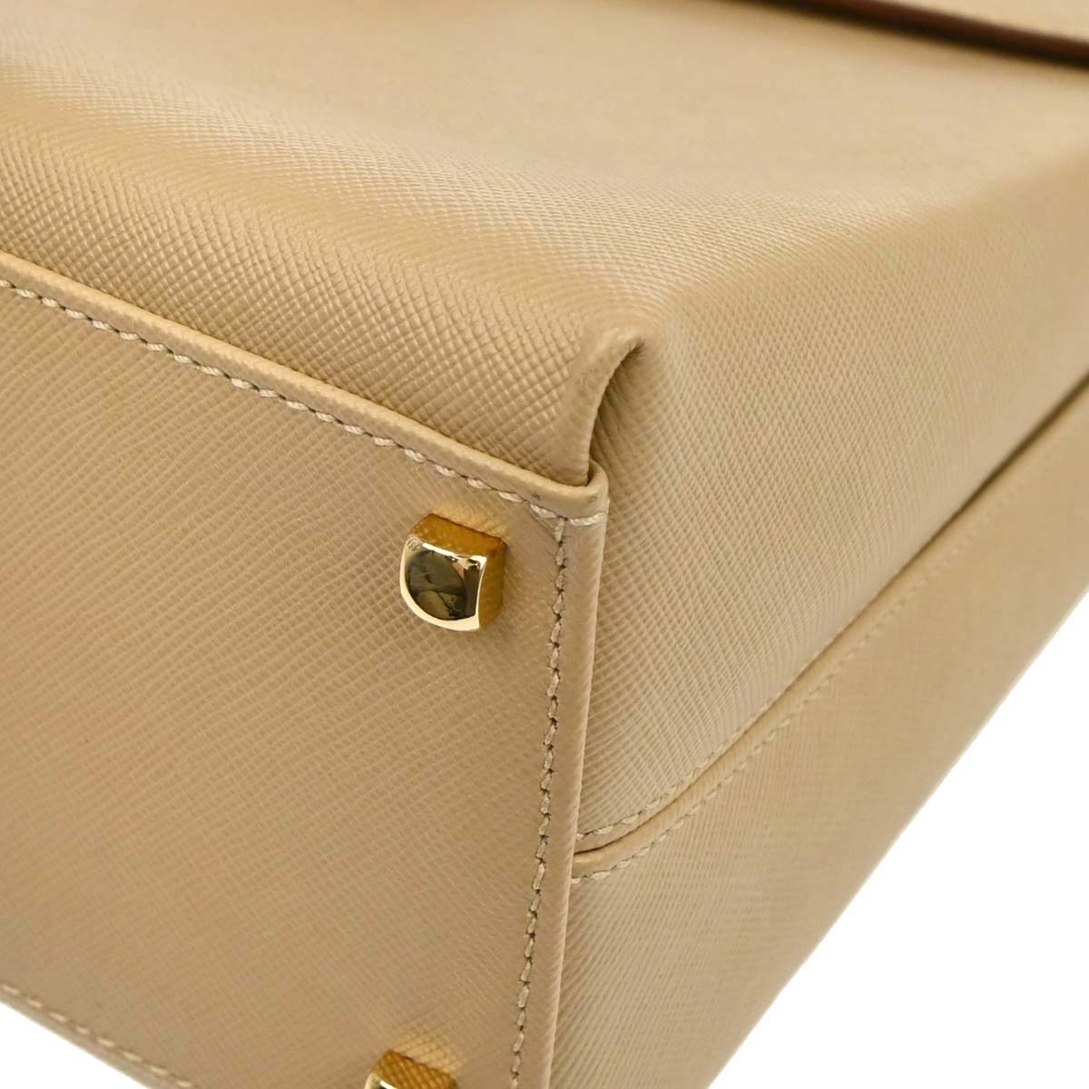 Salvatore Ferragamo Beige Gancini 2way Shoulder Handbag