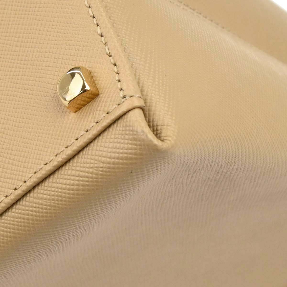 Salvatore Ferragamo Beige Gancini 2way Shoulder Handbag