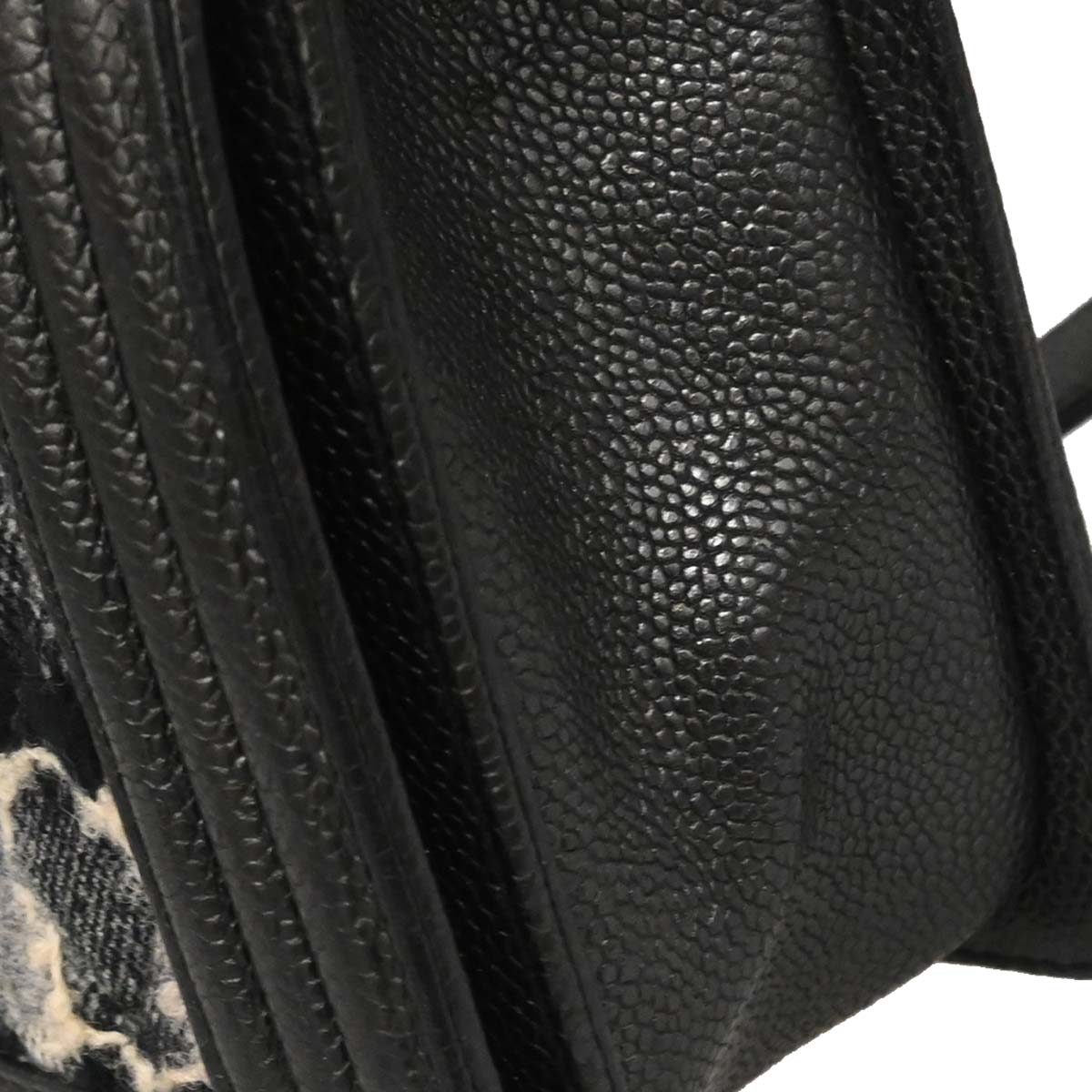 Boy Chanel 2013-2014 Black Caviar Tweed Medium Shoulder Bag