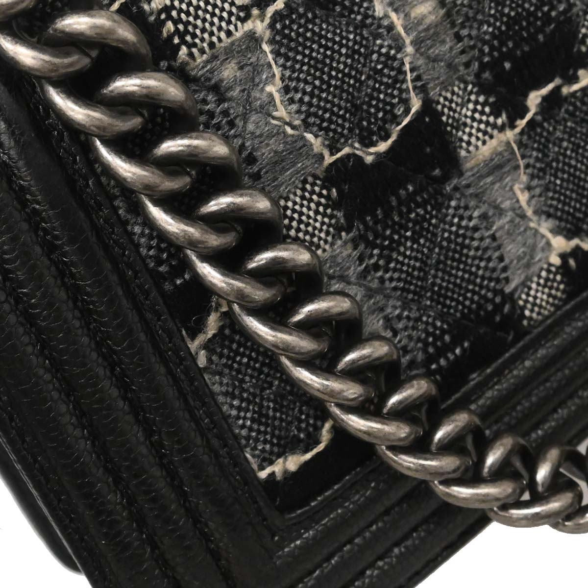 Boy Chanel 2013-2014 Black Caviar Tweed Medium Shoulder Bag