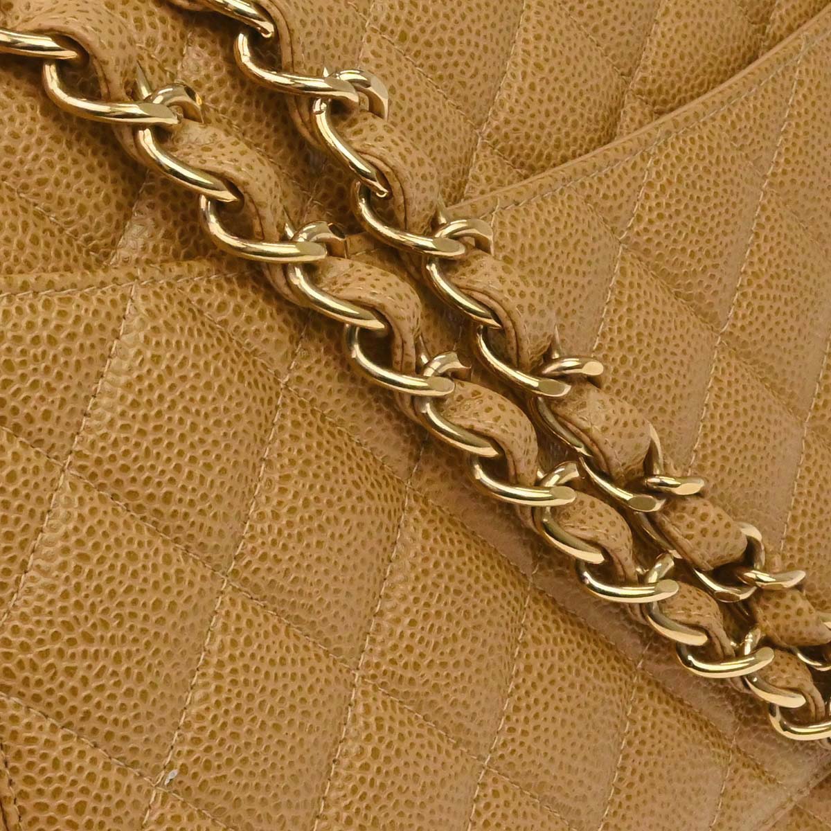 Chanel 2000-2002 Beige Caviar Skin Jumbo Classic Flap Shoulder Bag